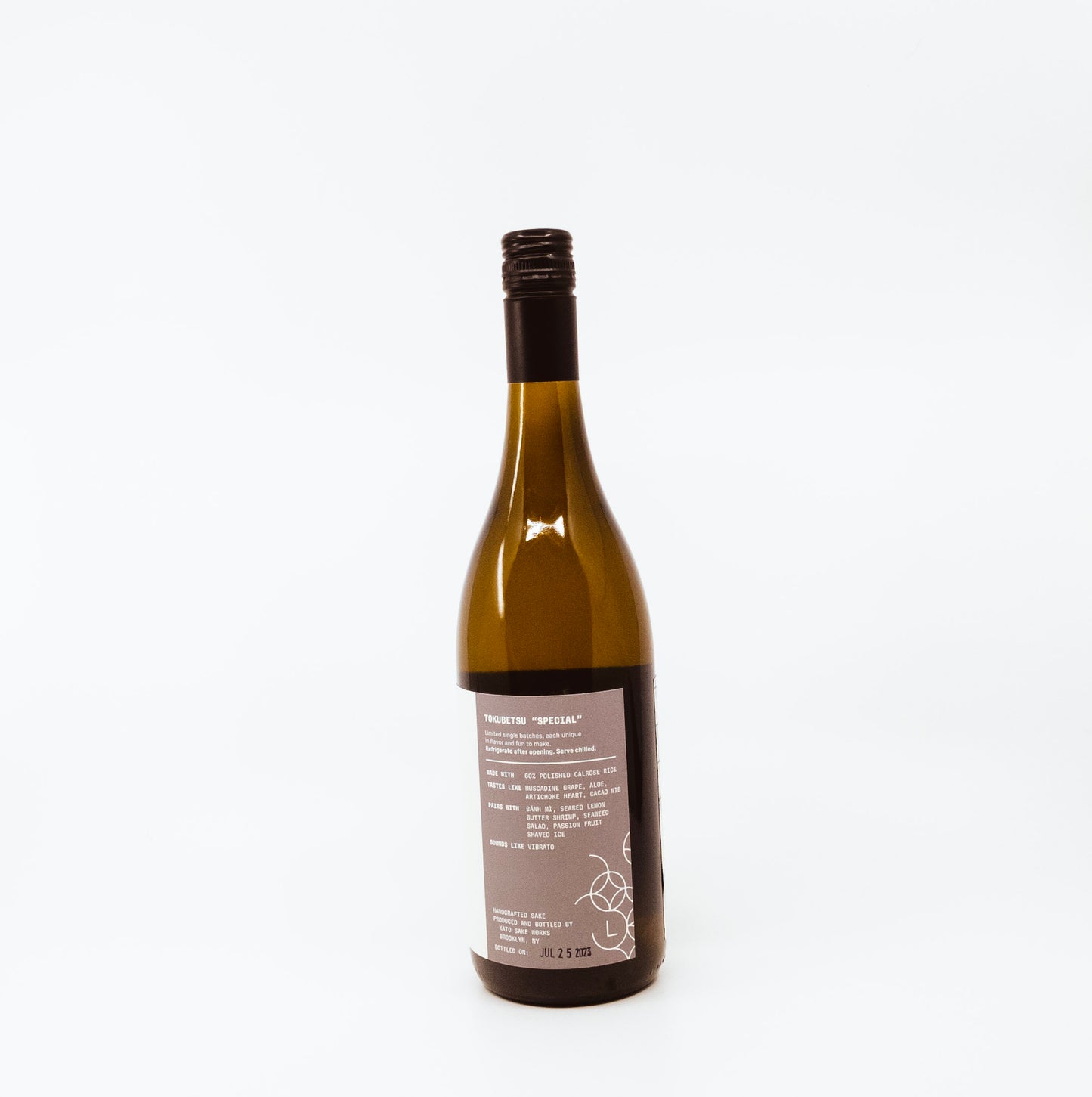 back of bottle of toku be tsu wine