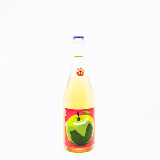 wine bottle with green apple on label